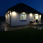 Dom Pod Lasem Feriehus *
