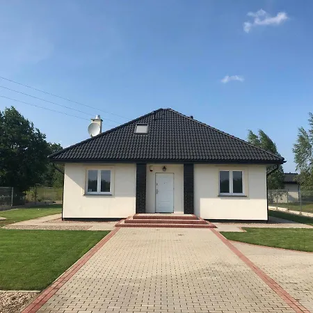 Dom Pod Lasem 別荘 *