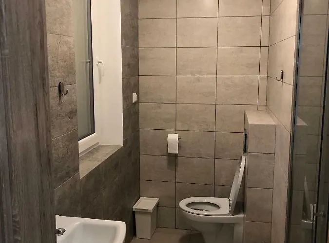 Dom Pod Lasem Ferienhaus *